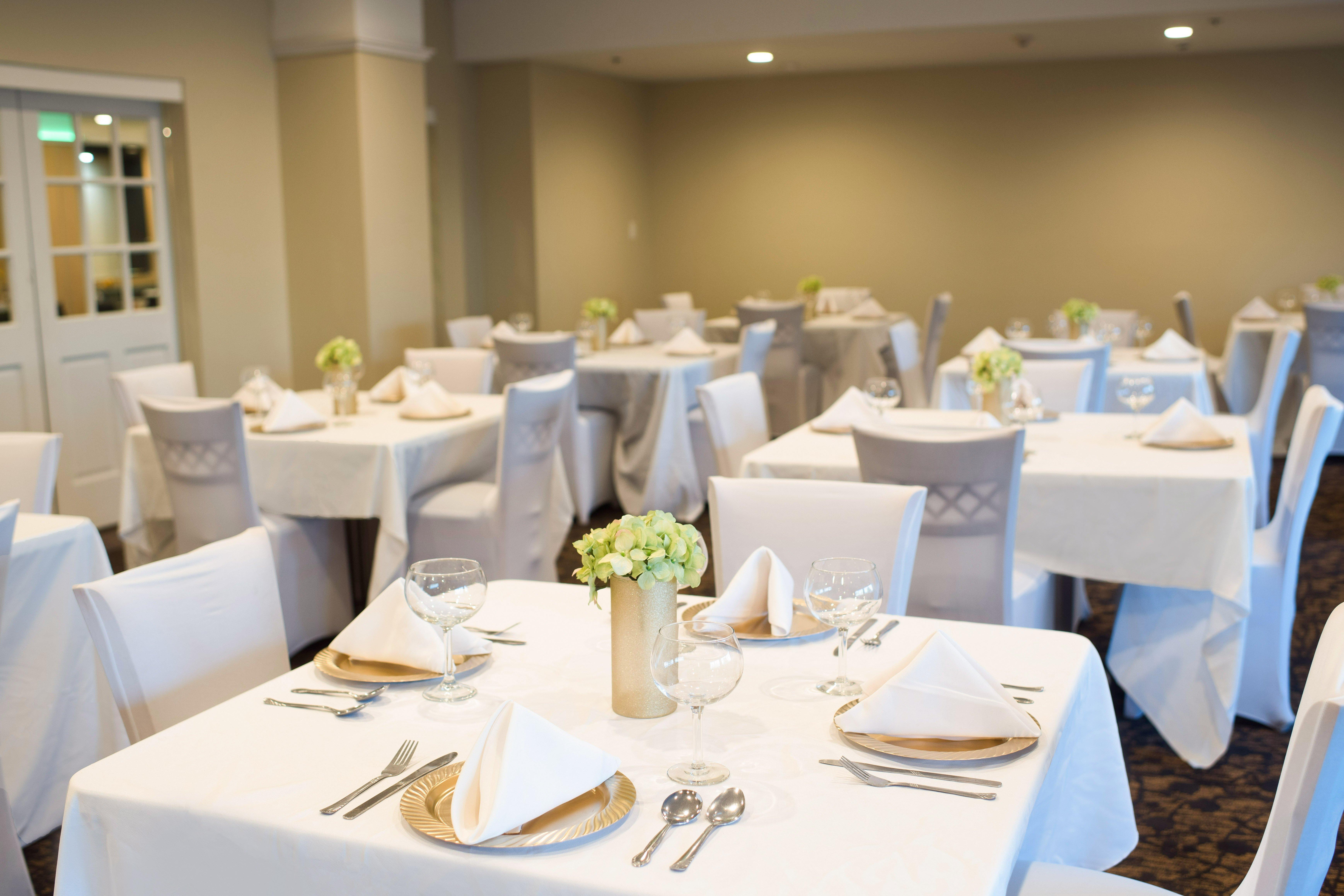 Holiday Inn Birmingham-Airport By Ihg Exterior photo