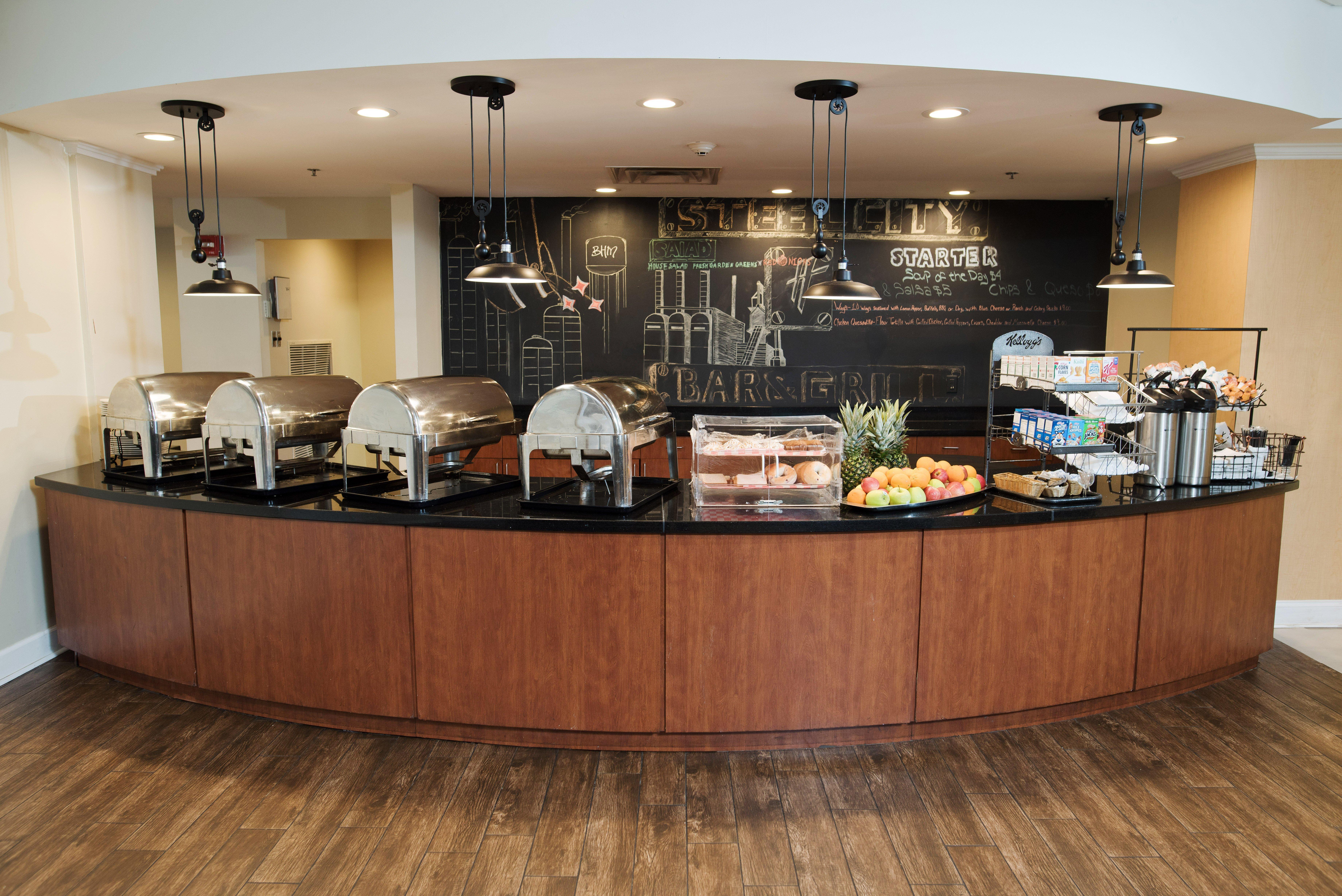 Holiday Inn Birmingham-Airport By Ihg Exterior photo