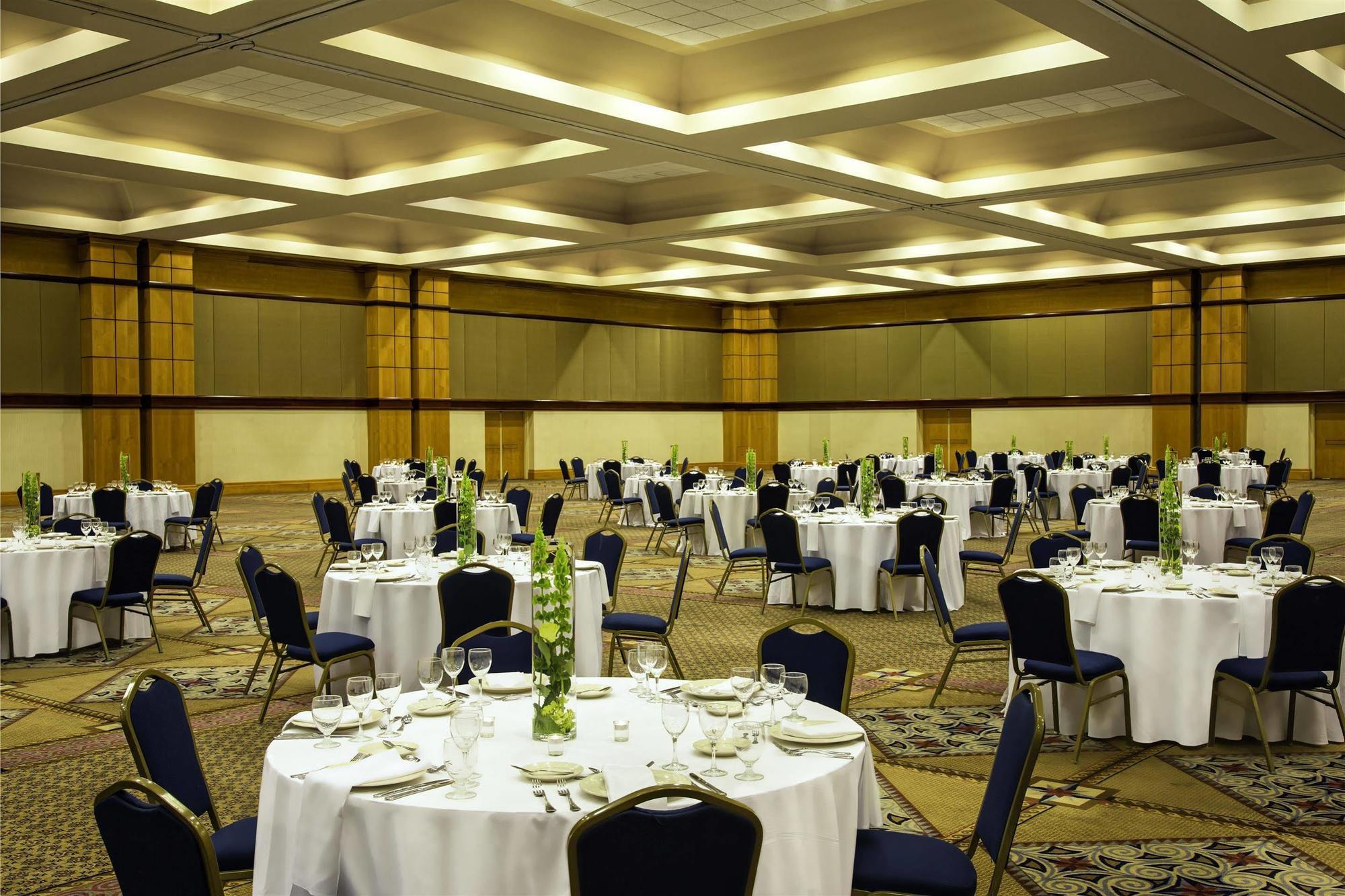 Holiday Inn Birmingham-Airport By Ihg Exterior photo